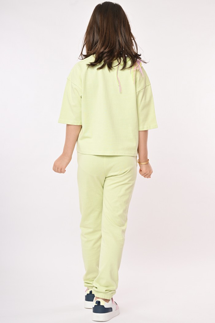 طقم بناتي تفاحي BI/25105 اوفر سايز من Biscoti بسكوتي – فساتين بناتي أنيقة وفخمة