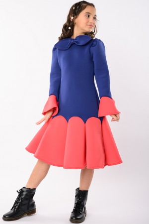 فستان بناتي بتصميم مستوحى من بتلات الزهور بألوان دافئة وتفاصيل مميزة AN23112