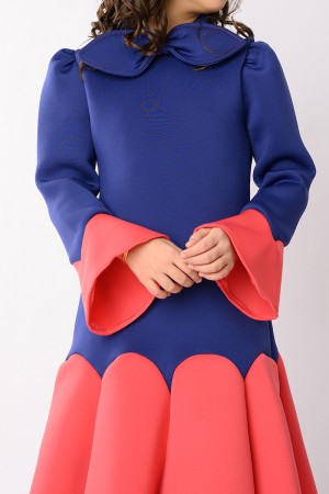 فستان بناتي بتصميم مستوحى من بتلات الزهور بألوان دافئة وتفاصيل مميزة AN23112