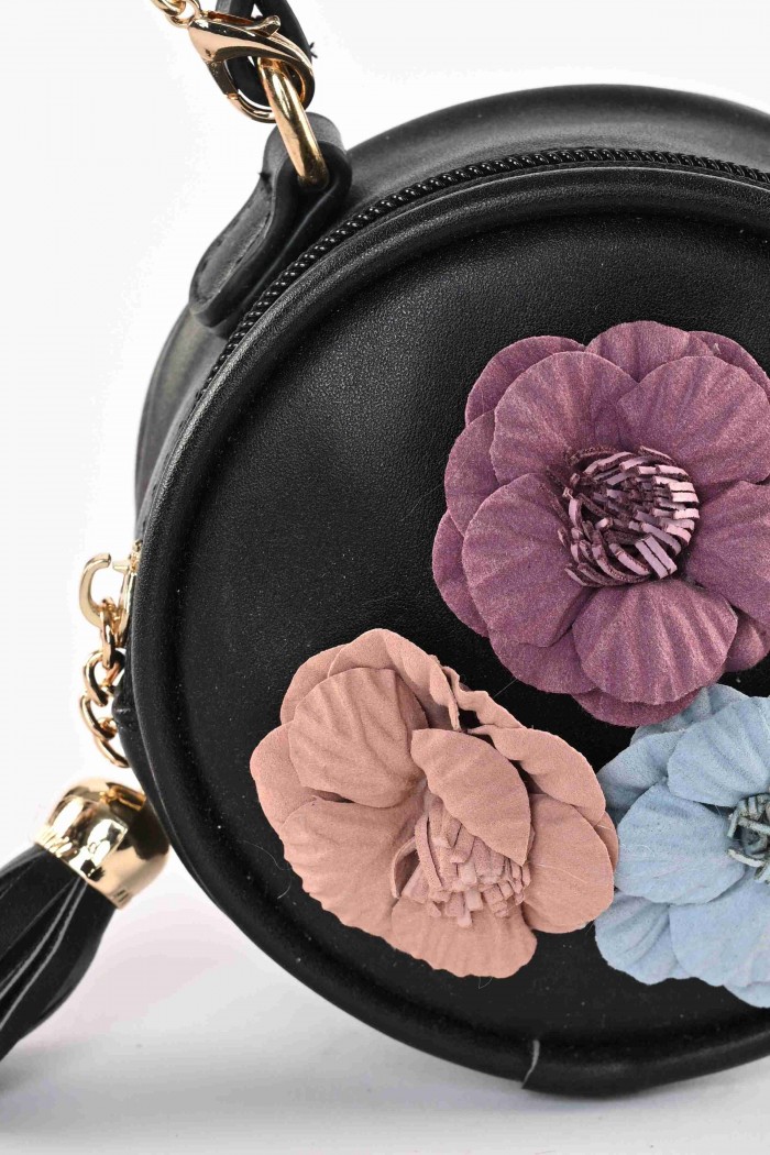 شنطة أسود أنيقة مع 3 ورود مزخرفة BXY8619BG من Biscoti بسكوتي – فساتين بناتي أنيقة وفخمة