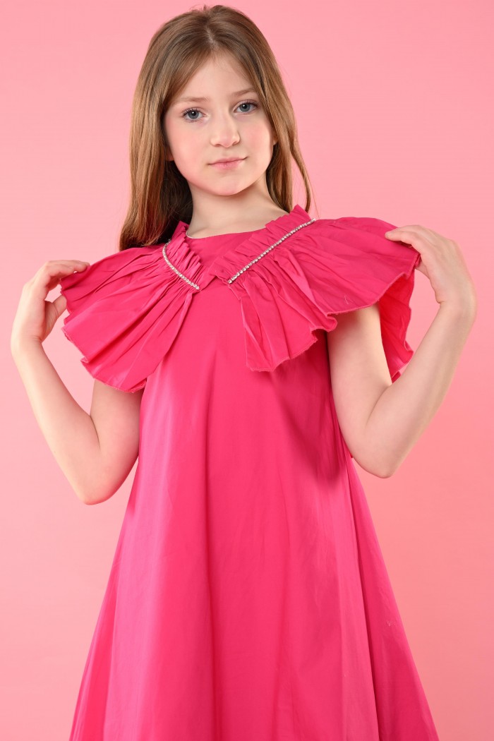 فستان فوشي عصري بكسرات أنيقة في الصدر مع تطريز ونهايات بطيات جذابة – AN24052 من Biscoti بسكوتي – فساتين بناتي أنيقة وفخمة