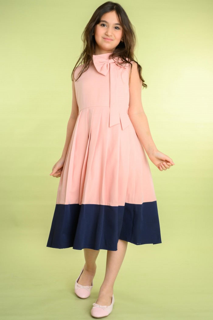 فستان لحمي عصري بتفاصيل نهائية كحلية – AN24340 من Biscoti بسكوتي – فساتين بناتي أنيقة وفخمة