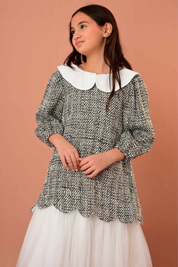 فستان شتوي بناتي بتصميم ياقة بيضاء عريضة وحواف مموجة أنيقة - AN24361	