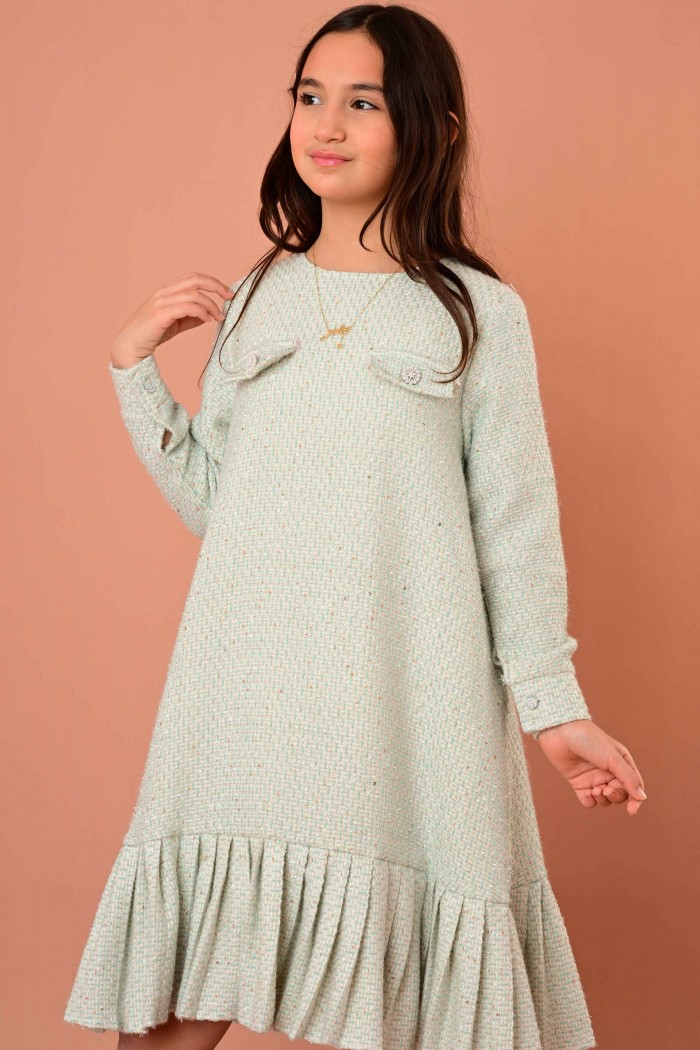 فستان بناتي أنيق بلون أخضر فاتح بتصميم تويد وكشكش في الأسفل - AN24366 