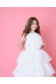 فستان سهرة بناتي باللون ابيض بتصميم طبقات فاخرة وزهرة كبيرة في الصدر RA2534-W