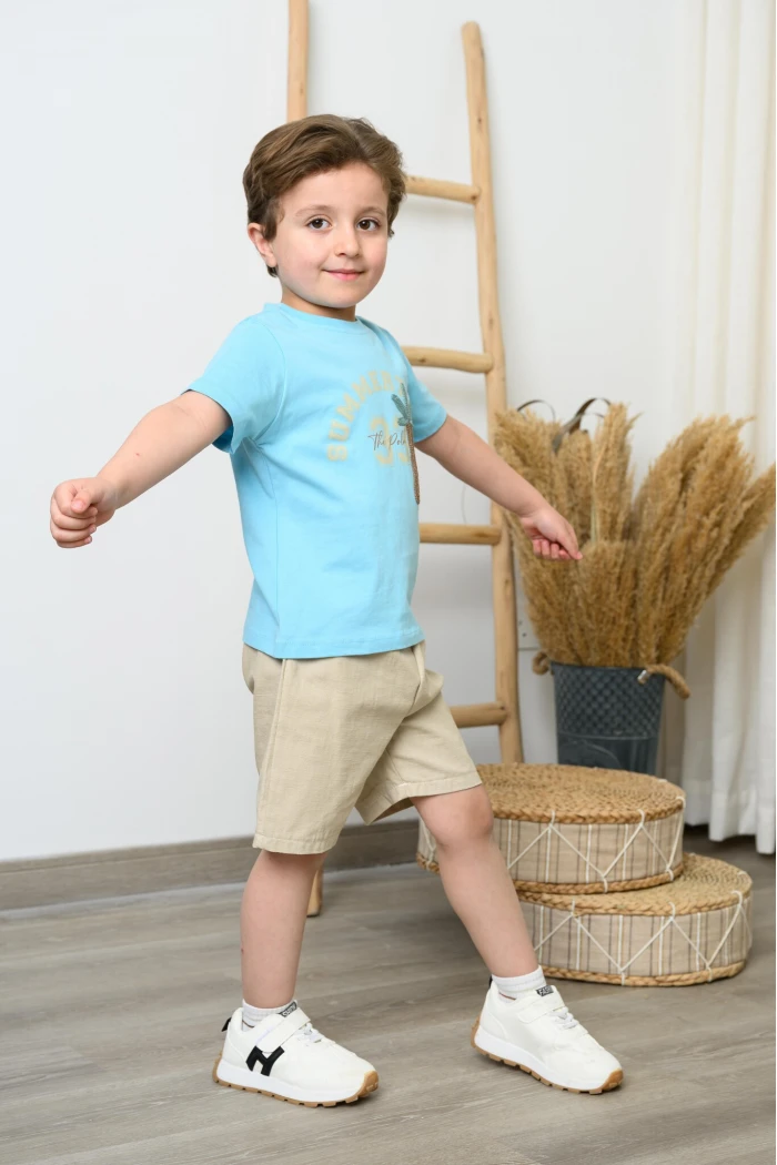 طقم ولادي صيفي أزرق سماوي بطبعة Summer Times مع شورت بيج